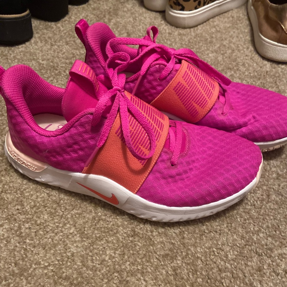 Nike size 61/2